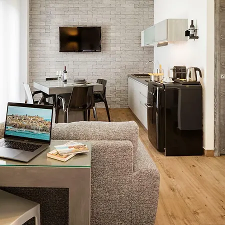 231 Via Roma * كالياري