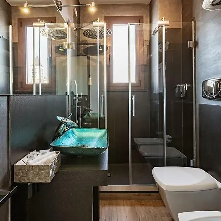 231 Via Roma Apartament